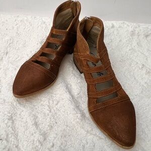 Free People Brown Suede Ankle Booties, size 37